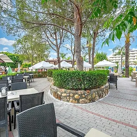 Otel Armas Pemar